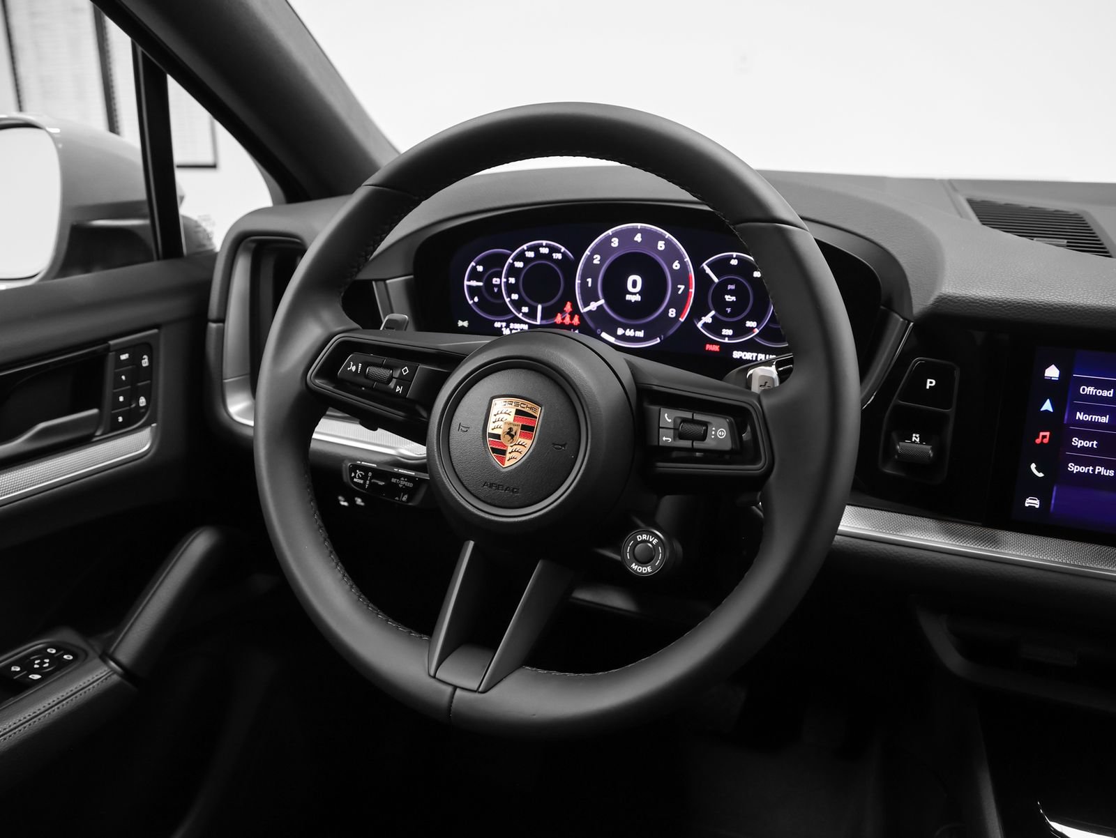New 2026 Porsche Cayenne Coupe AWD/4WD image 30