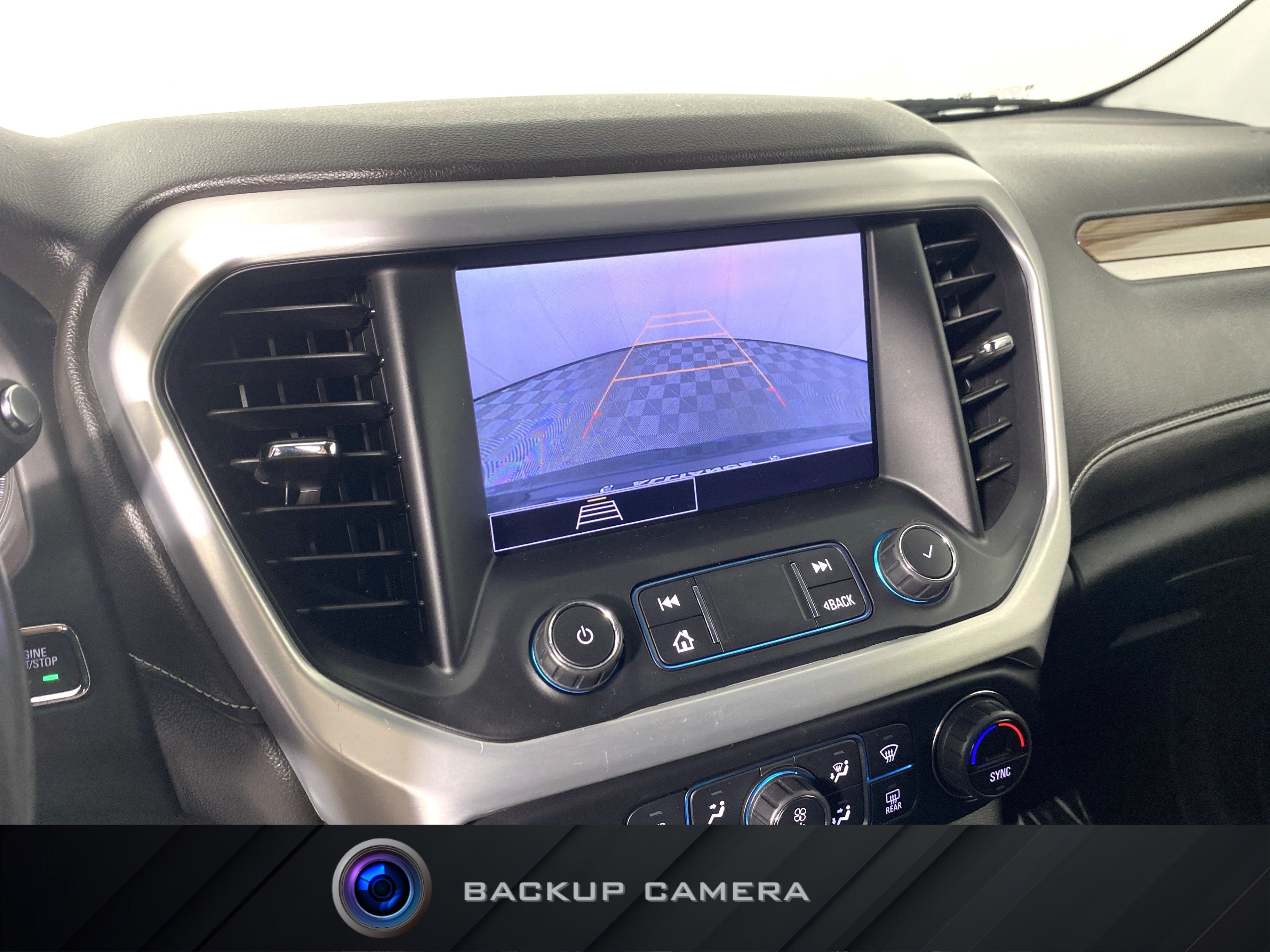 Used 2020 GMC Acadia SLE AWD/4WD image 4