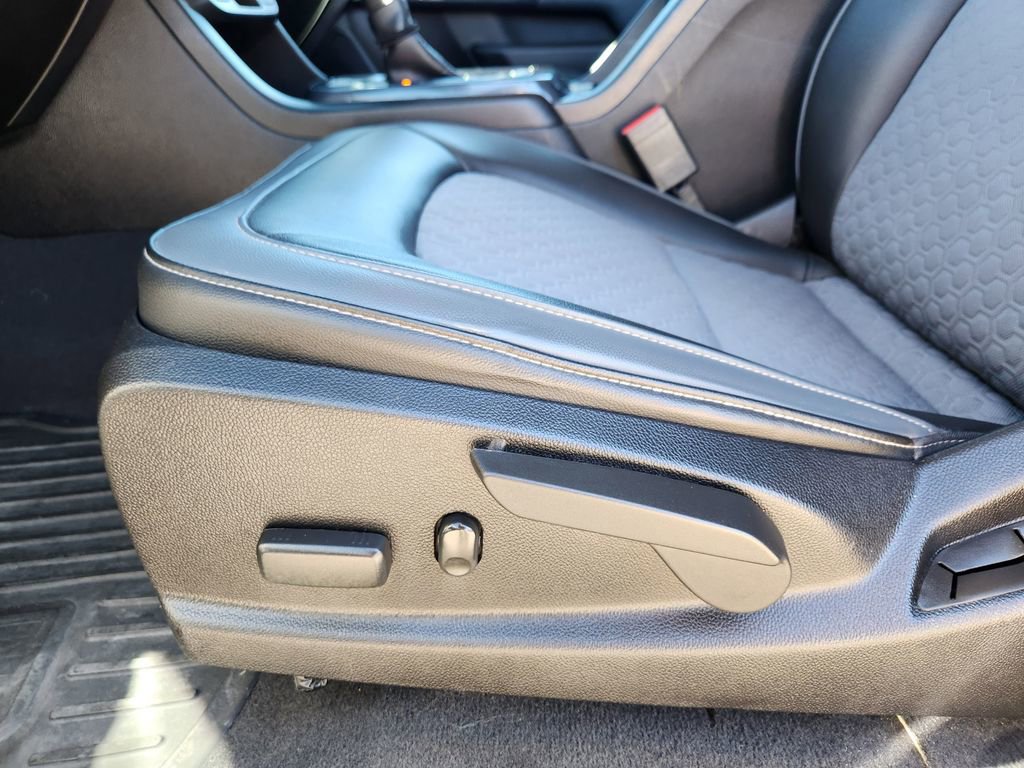 Used 2022 Chevrolet Colorado Z71 w/ Trail Boss Package image 24