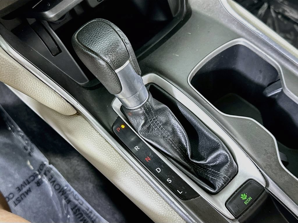 Used 2019 Honda Accord LX image 30