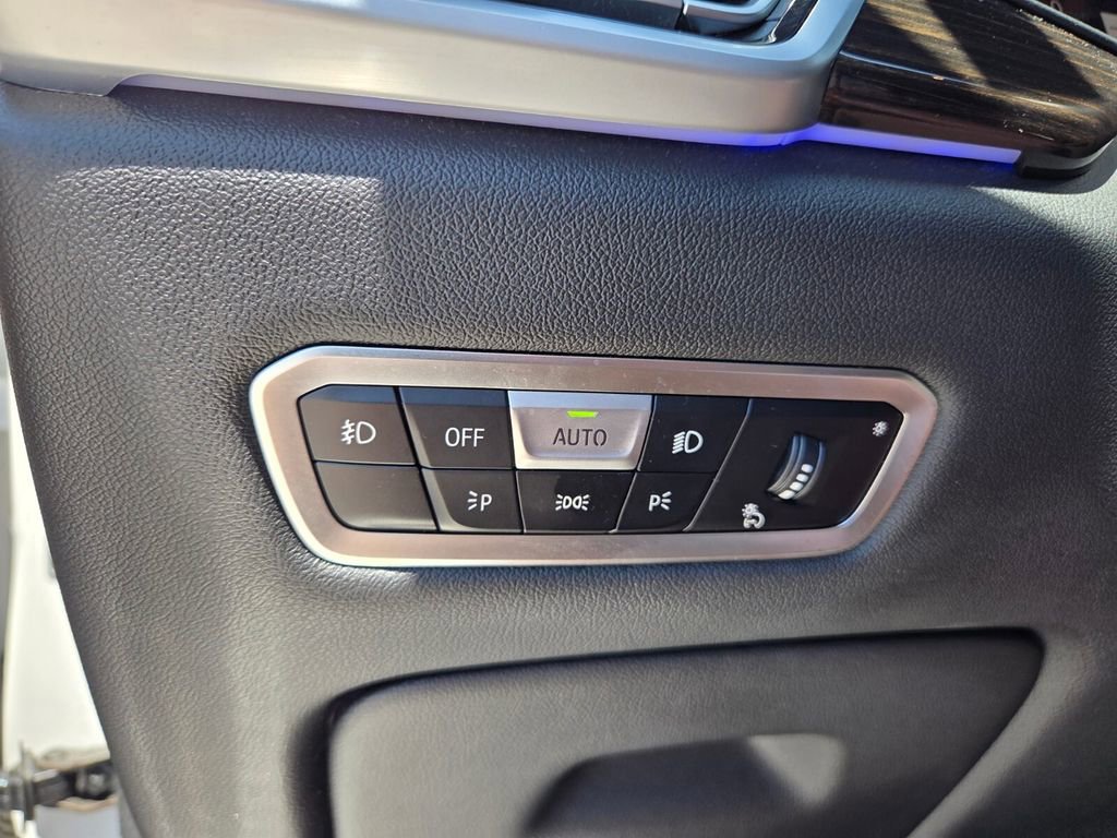 Used 2019 BMW X5 xDrive40i w/ Luxury Seating Package AWD/4WD image 23