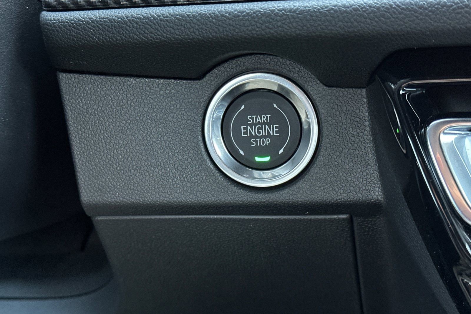 New 2026 Chevrolet Traverse High Country image 24