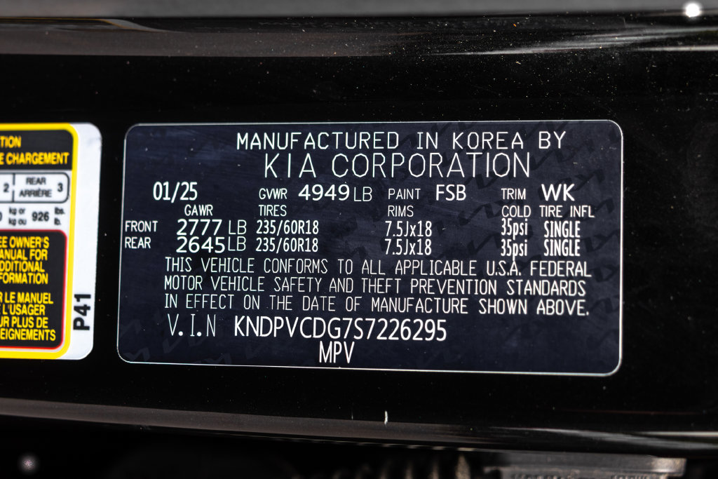 Used 2025 Kia Sportage EX AWD/4WD image 37