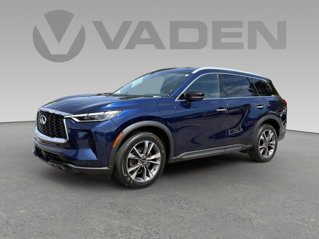 Used 2023 INFINITI QX60 Luxe image 3