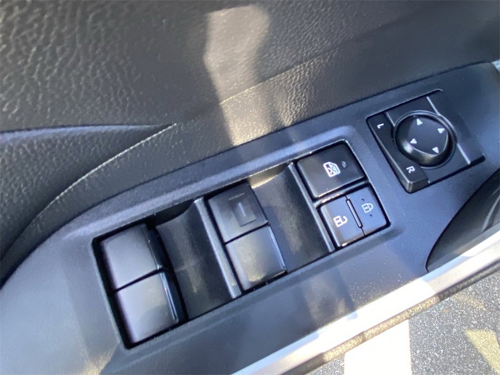 Certified 2025 Toyota RAV4 LE image 21