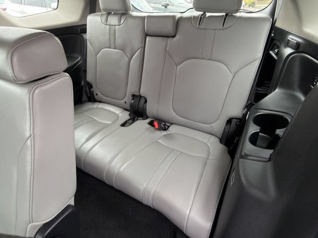 Used 2025 Honda Pilot EX-L image 26