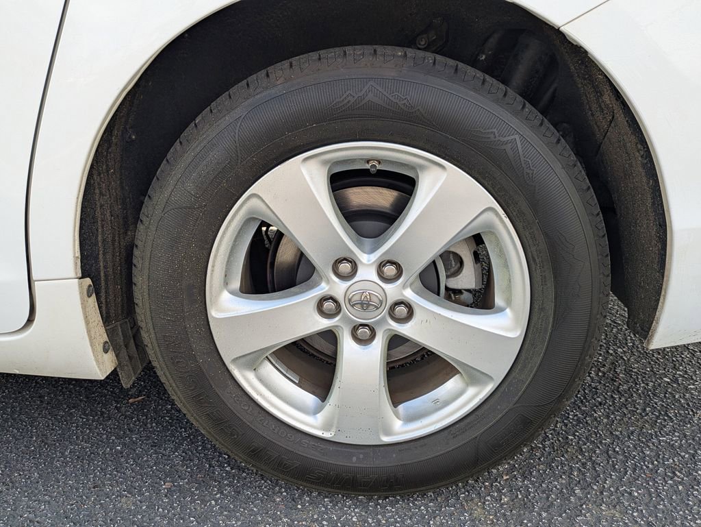 Used 2016 Toyota Sienna LE image 14