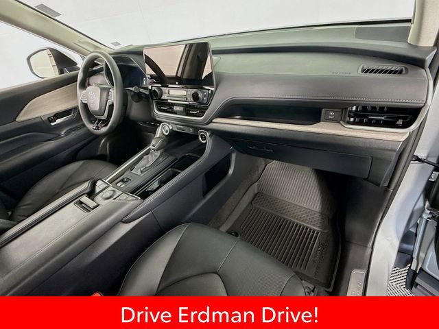 Certified 2024 Toyota Grand Highlander AWD image 26