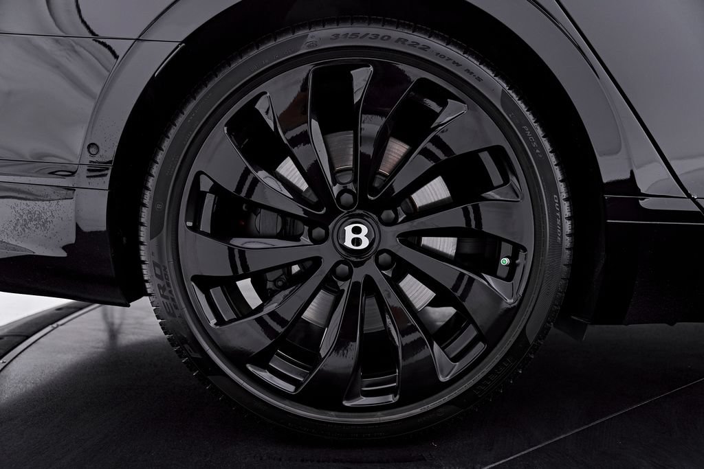 Used 2022 Bentley Flying Spur V8 AWD/4WD image 30