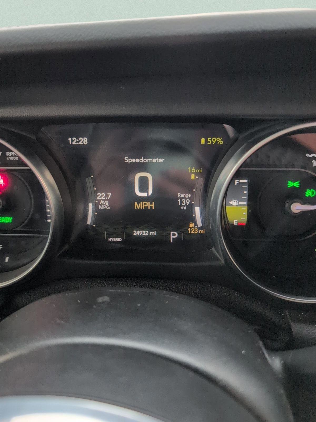 Used 2021 Jeep Wrangler Unlimited Sahara w/ Safety Group image 12