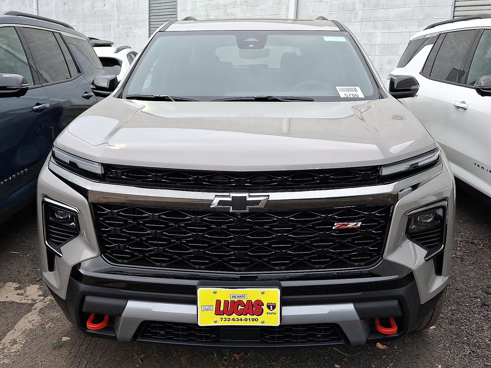 New 2026 Chevrolet Traverse Z71 w/ Driver Confidence Package image 2