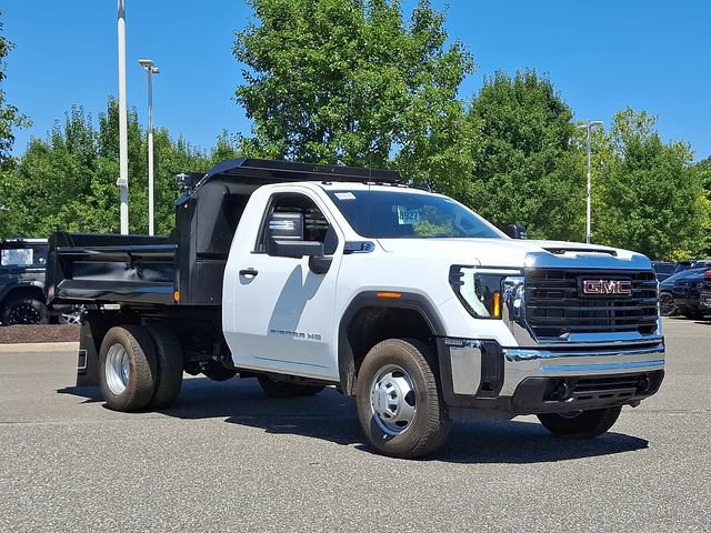 New 2025 GMC Sierra 3500 Pro w/ Convenience Package AWD/4WD image 1