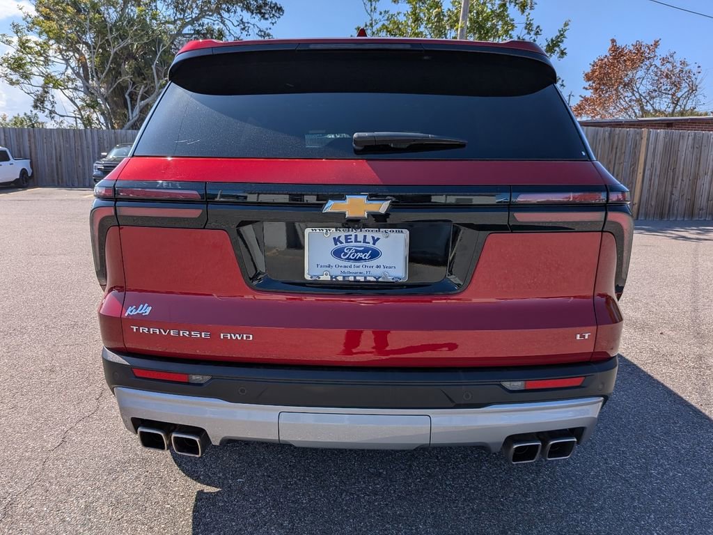Used 2024 Chevrolet Traverse LT w/ LPO, Floor Liner Package image 7