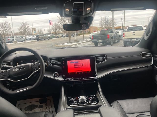 Used 2023 Jeep Wagoneer Series III w/ Preferred Equipment Group image 17