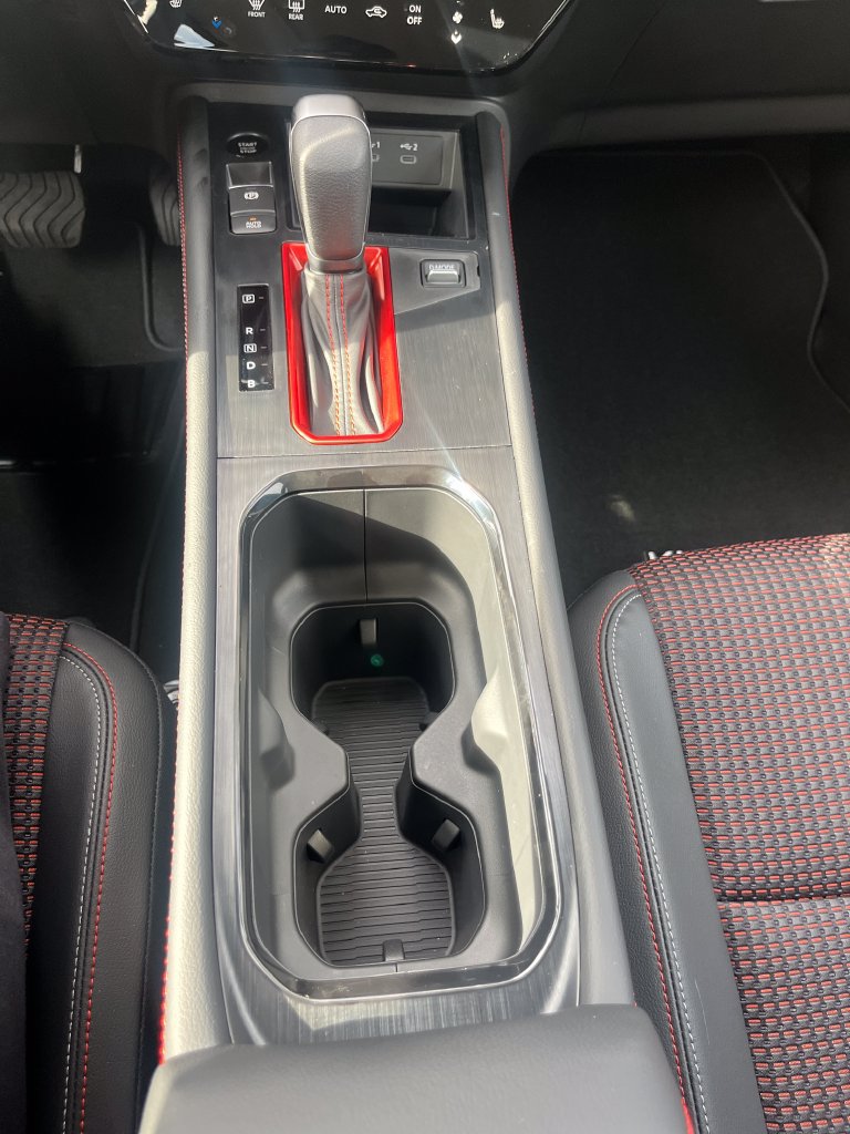 New 2027 Nissan Kicks SR w/ SR Premium Package FWD image 24