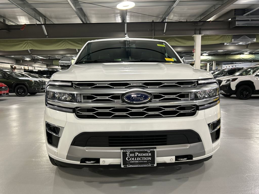 Used 2023 Ford Expedition Platinum AWD/4WD image 6