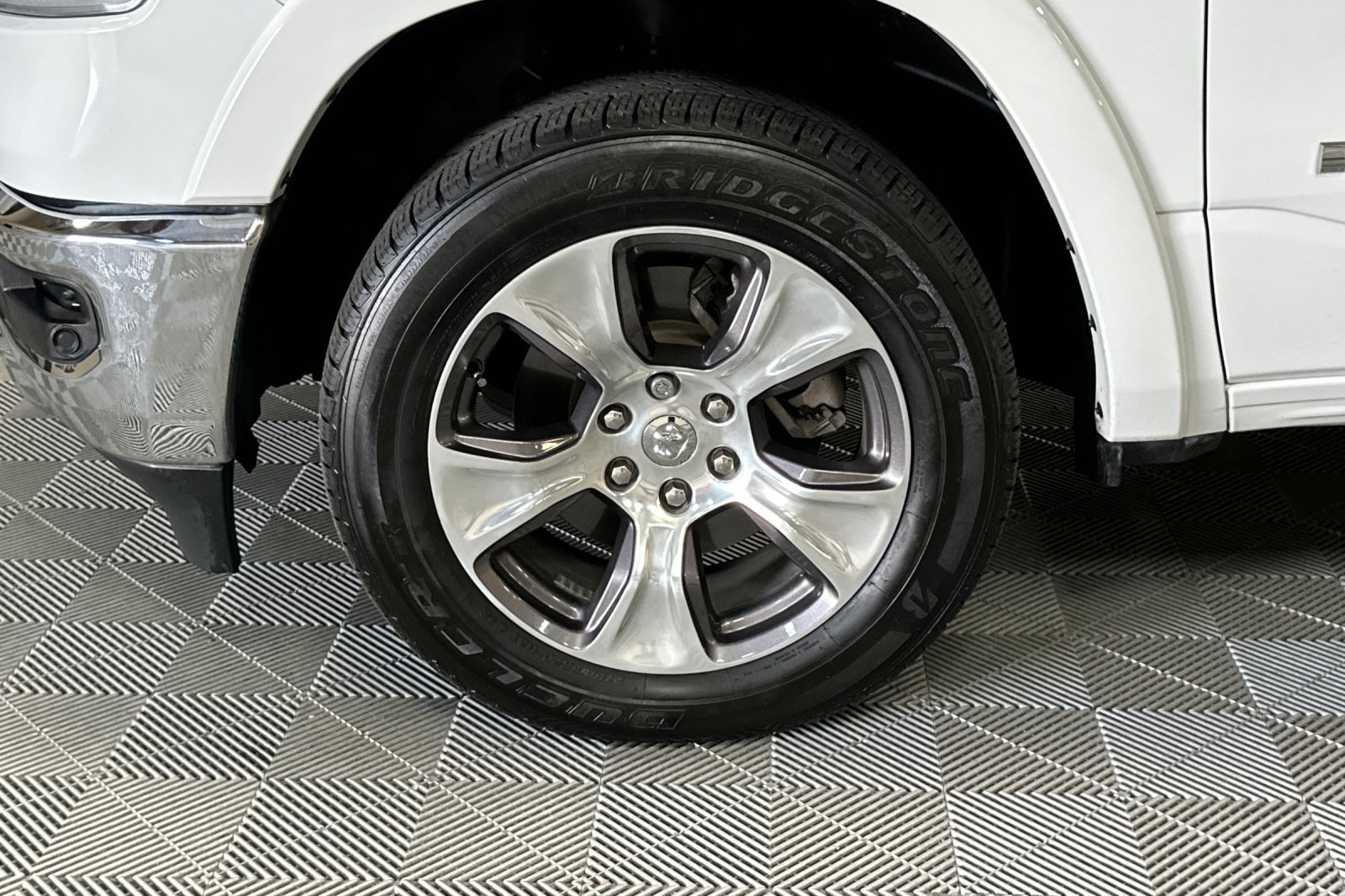 Used 2021 RAM 1500 Laramie AWD/4WD image 45