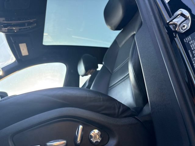 Used 2020 Porsche Cayenne Turbo AWD/4WD image 3