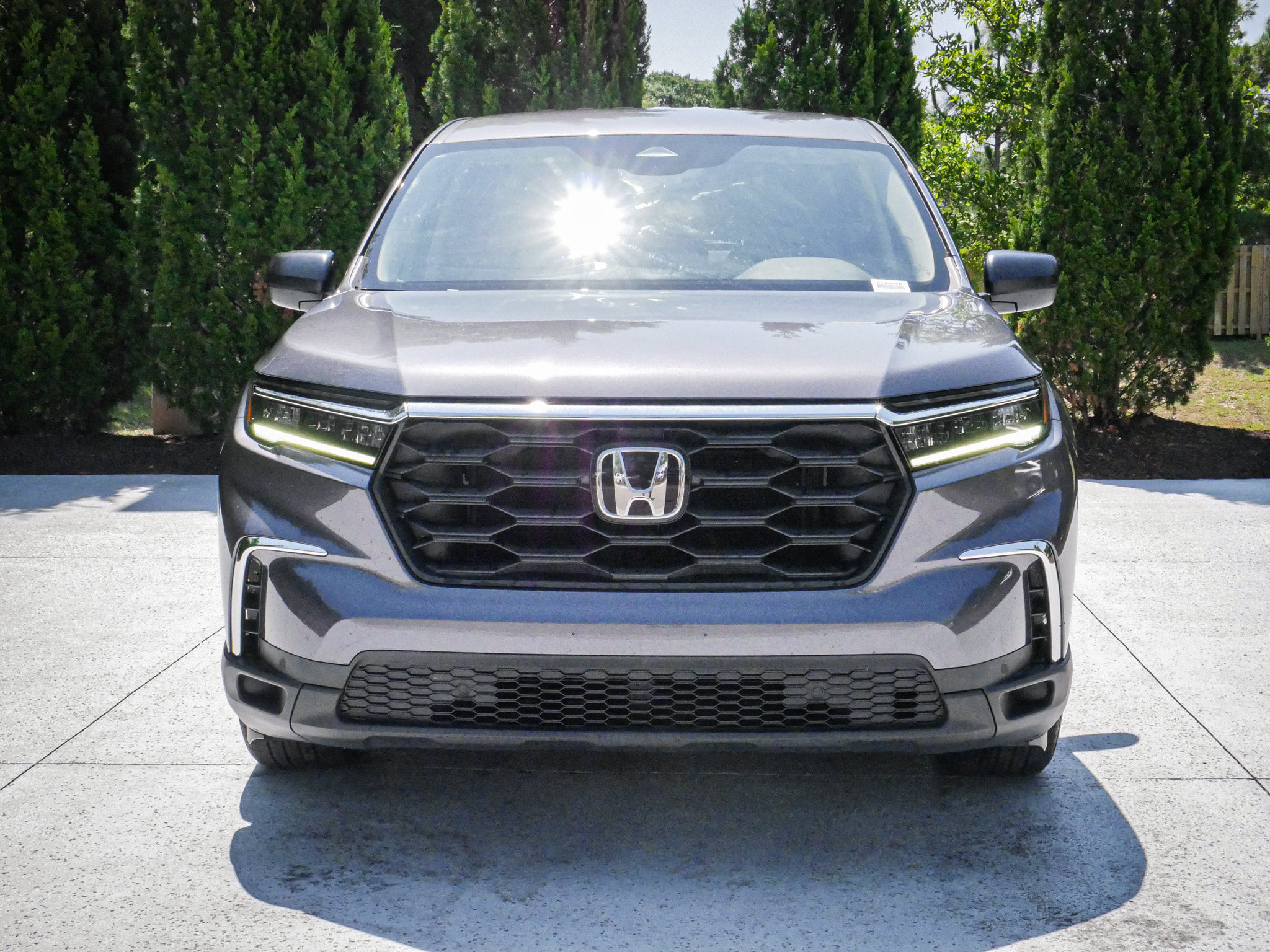 Used 2023 Honda Pilot LX image 3