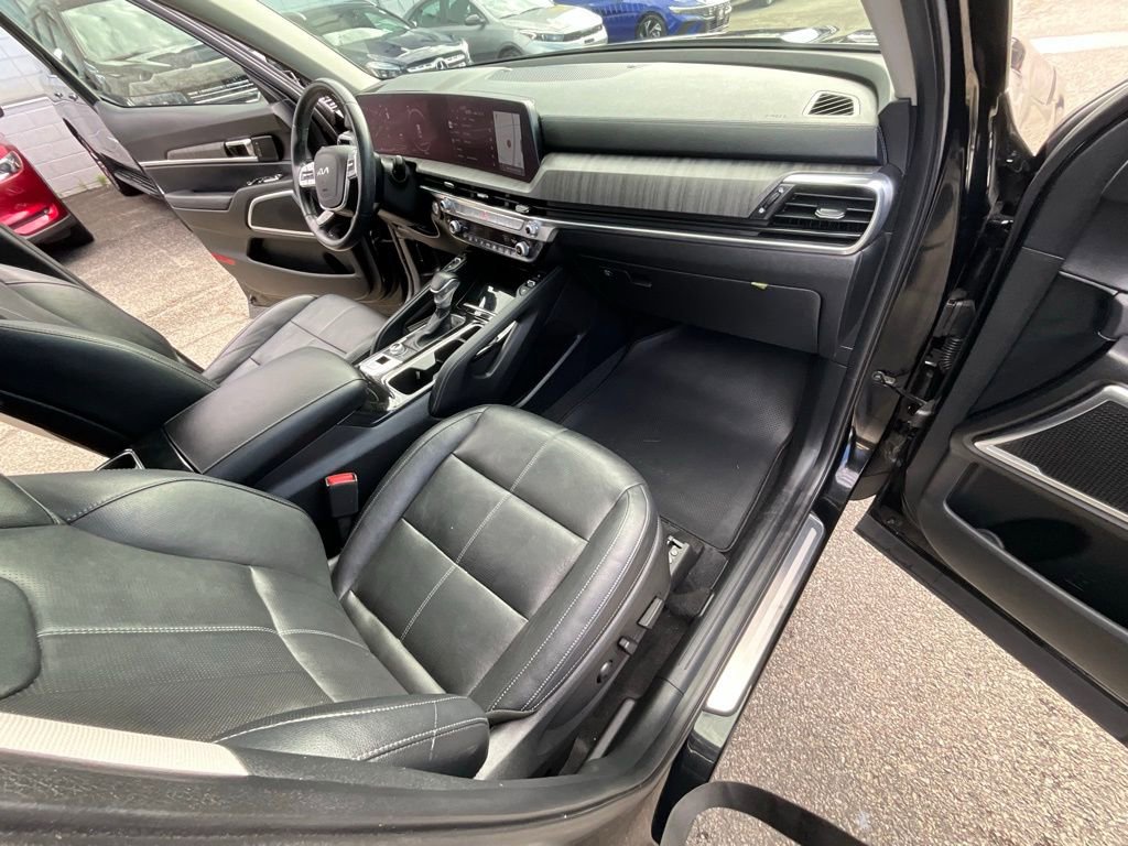 Used 2023 Kia Telluride SX image 33