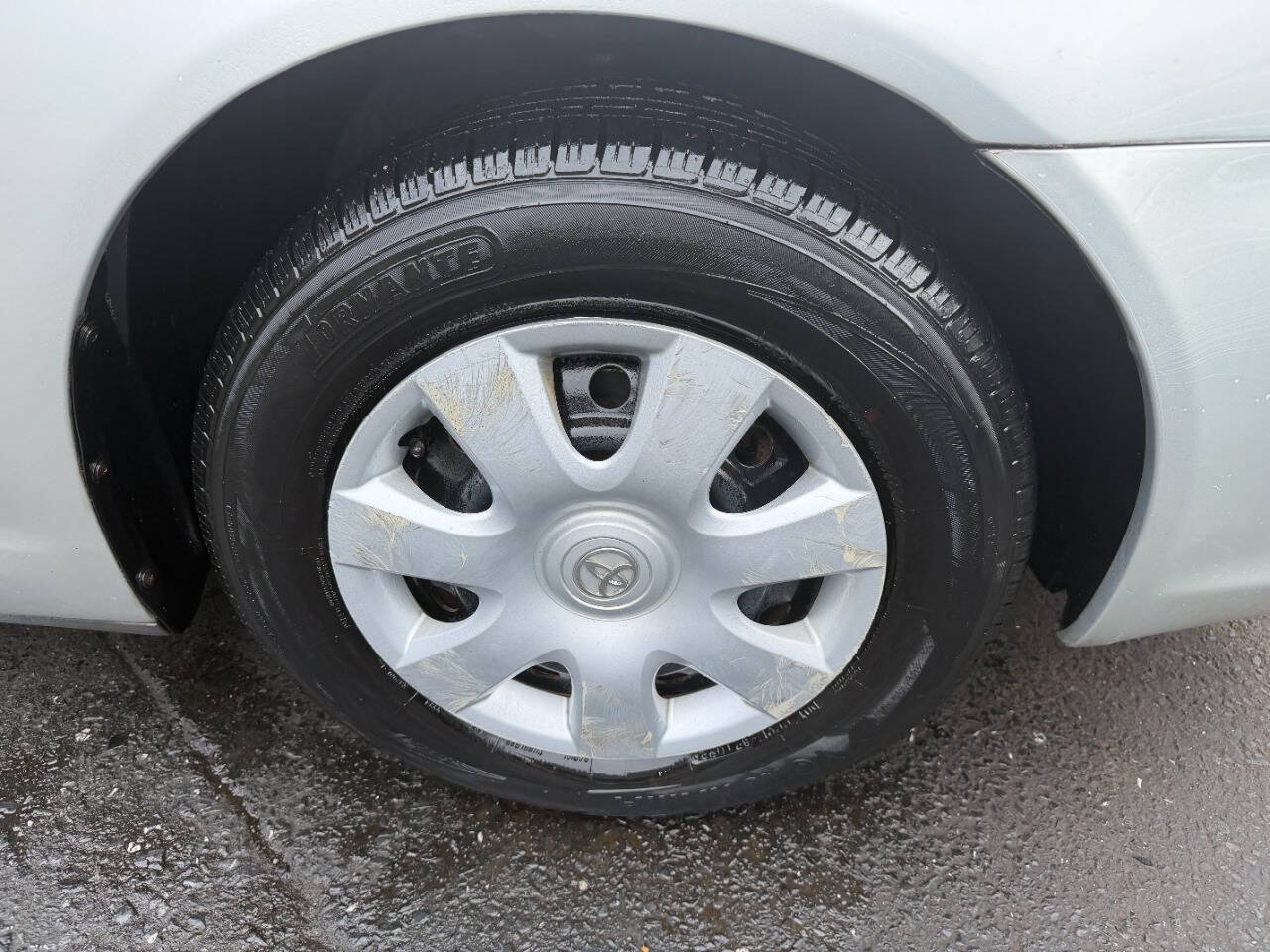 Used 2002 Toyota Camry LE FWD image 12