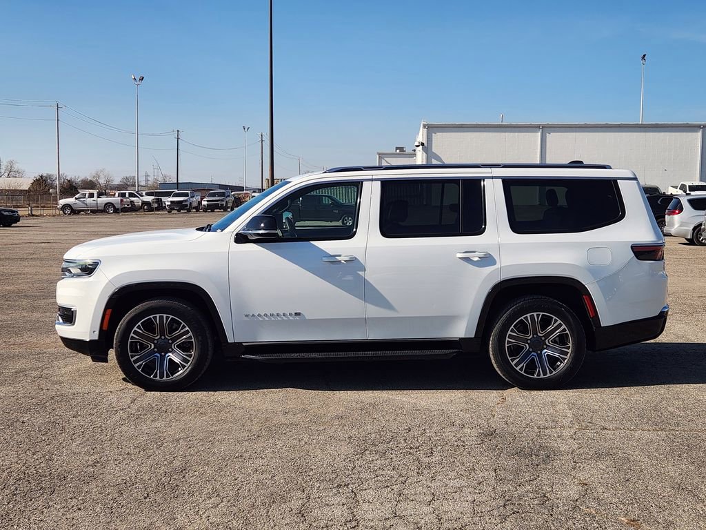 Used 2024 Jeep Wagoneer Series II w/ Flexible Seating Group image 4