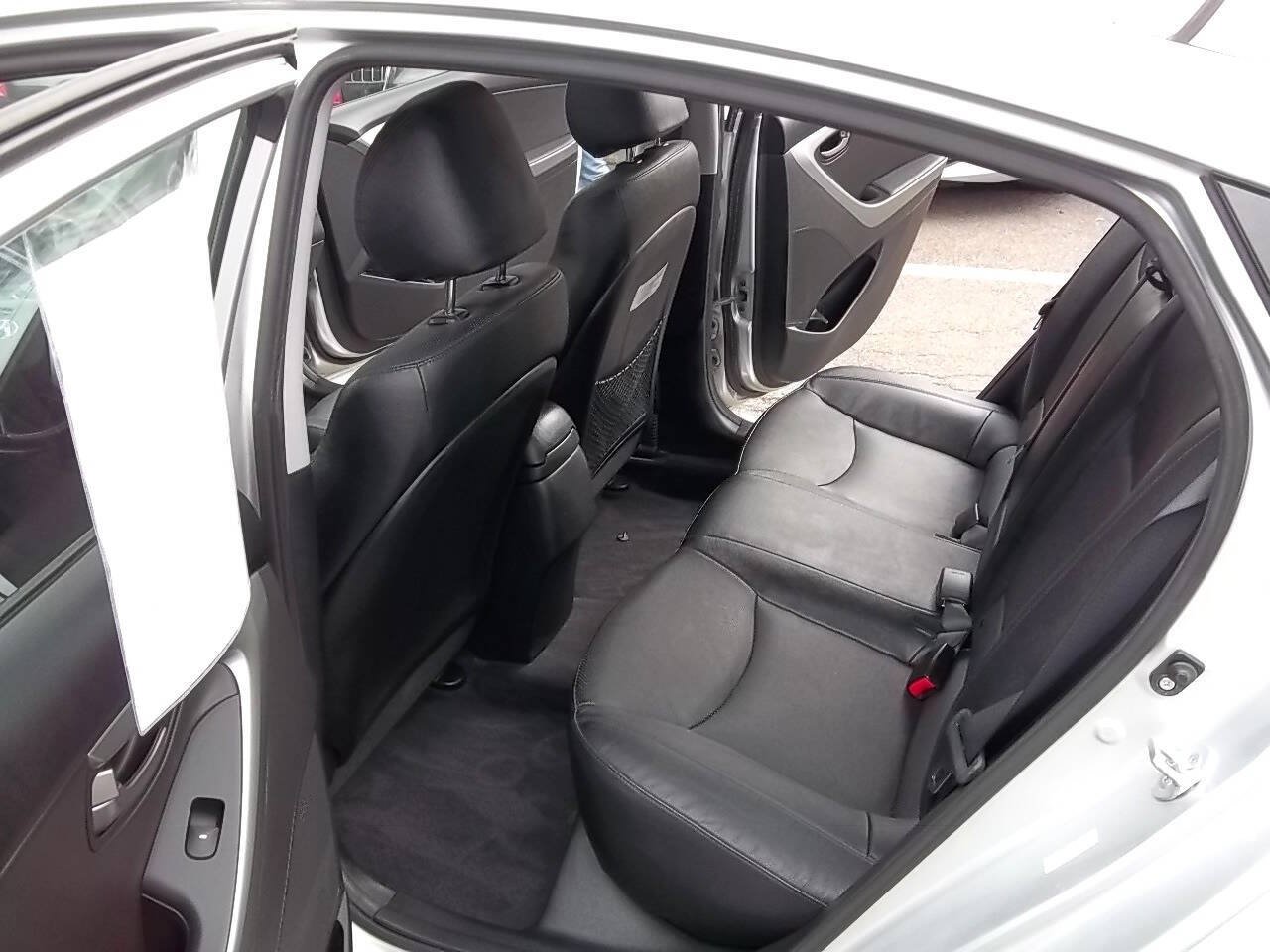 Used 2014 Hyundai Elantra Sport FWD image 9