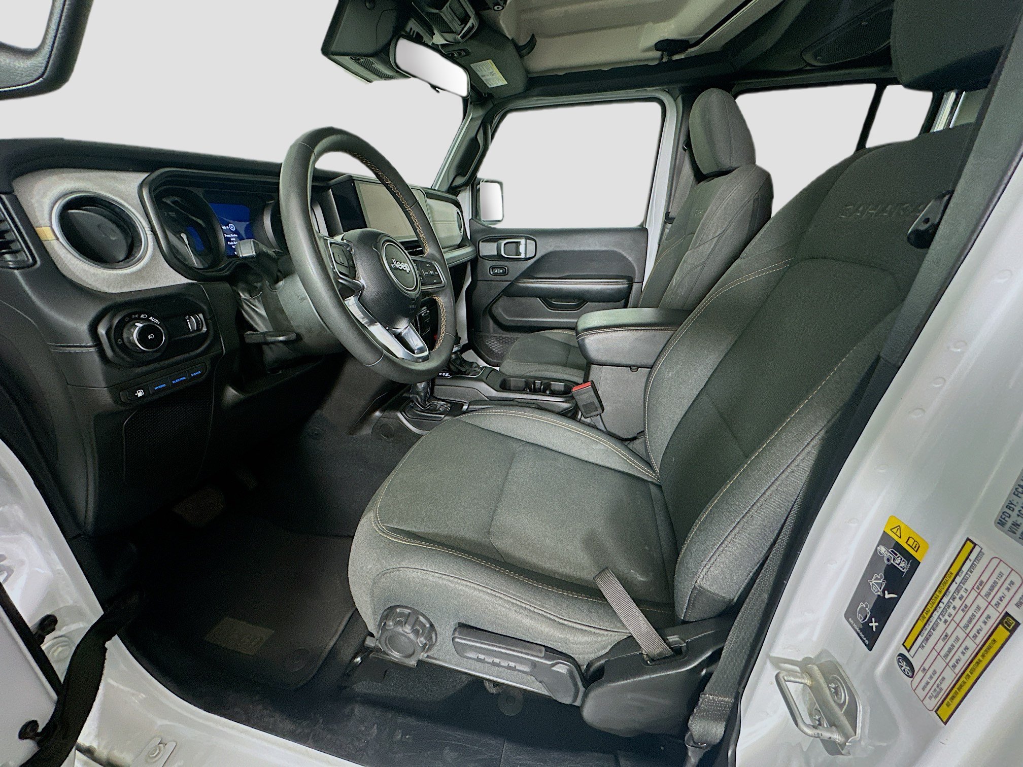 Used 2024 Jeep Wrangler Unlimited Sahara AWD/4WD image 13
