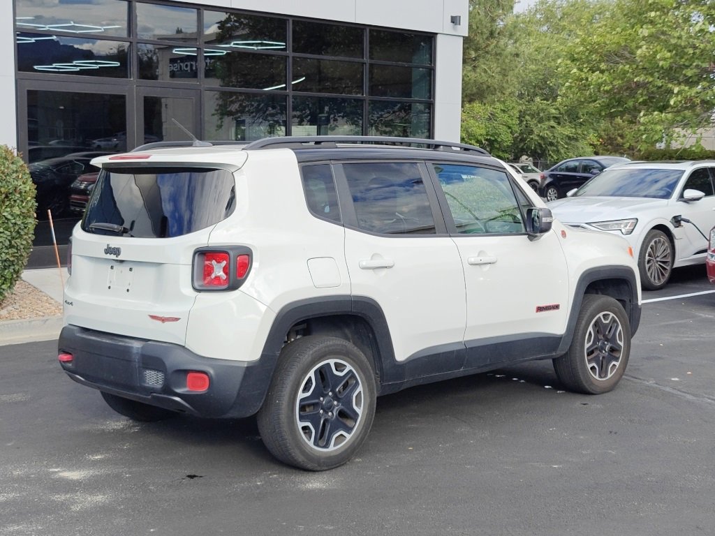 Used 2016 Jeep Renegade Trailhawk image 7