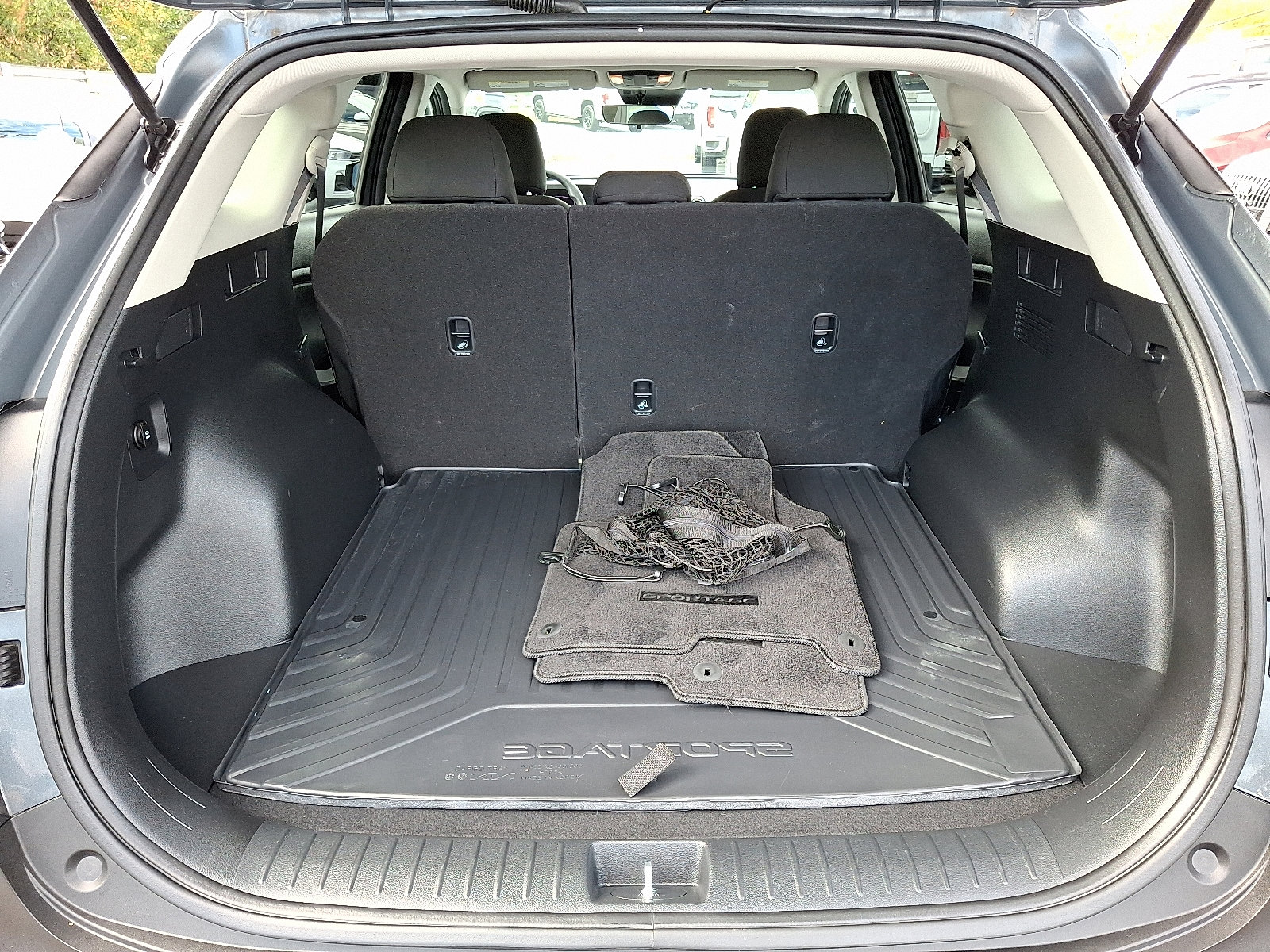 Used 2023 Kia Sportage LX image 28
