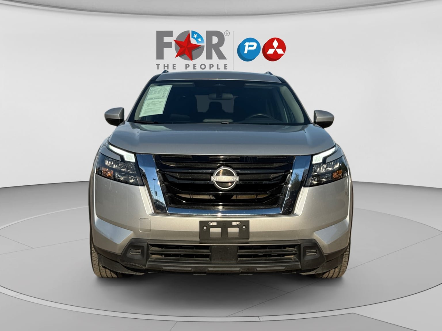 Used 2024 Nissan Pathfinder SV FWD image 8