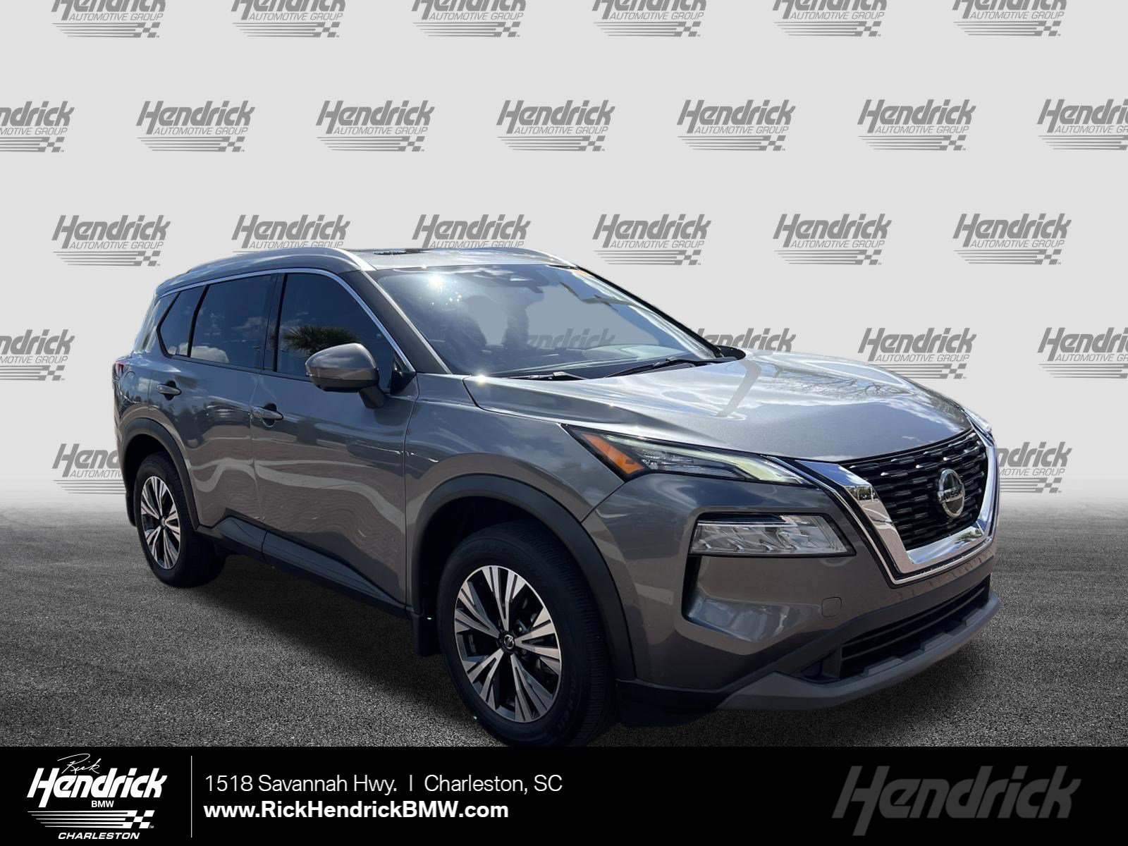 Used 2021 Nissan Rogue SV w/ Premium Package image 1