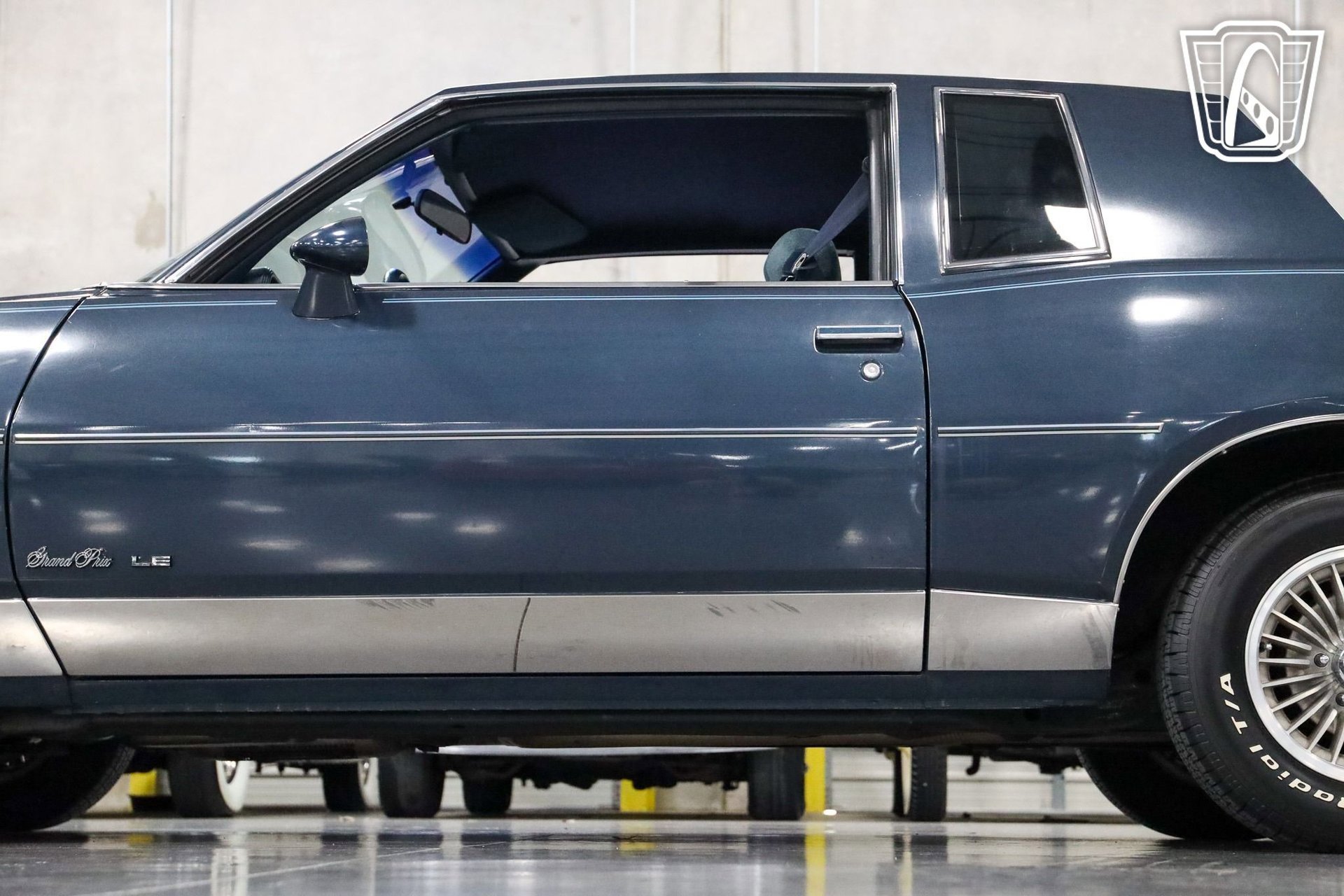 Used 1987 Pontiac Grand Prix LE image 26