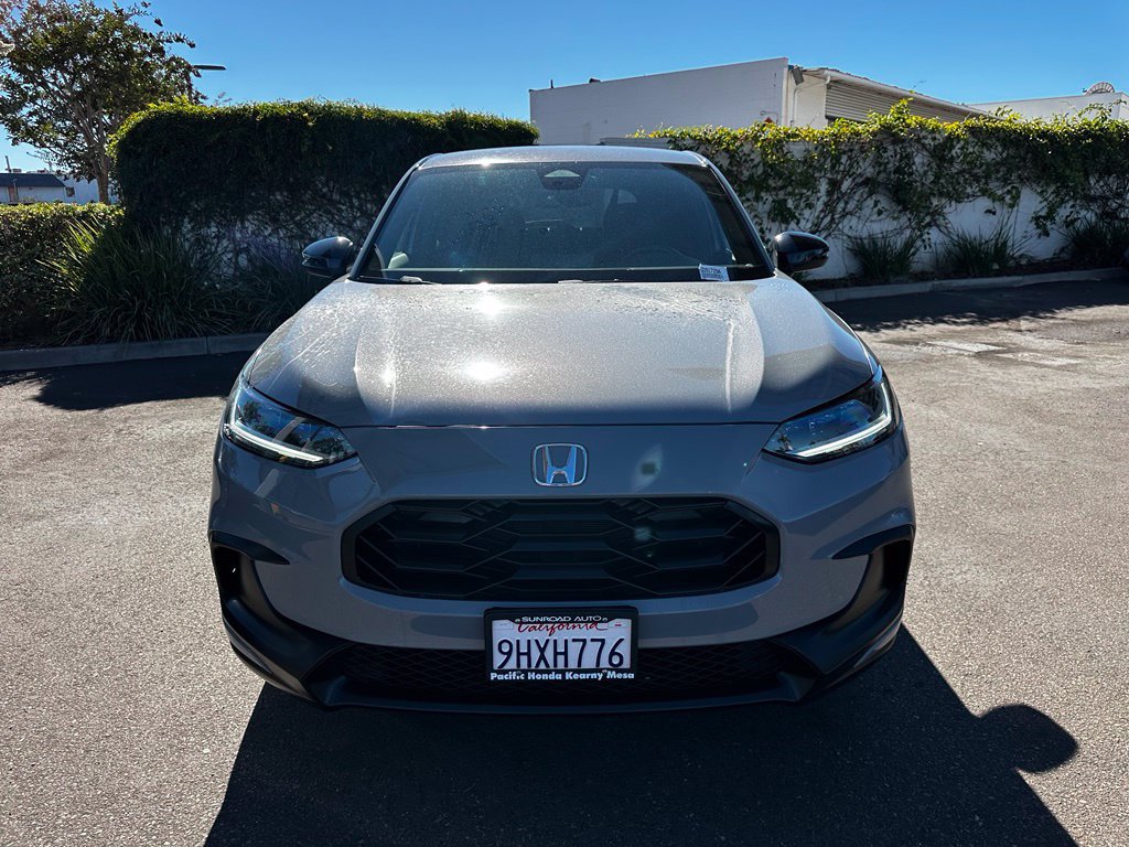 Used 2024 Honda HR-V Sport image 2