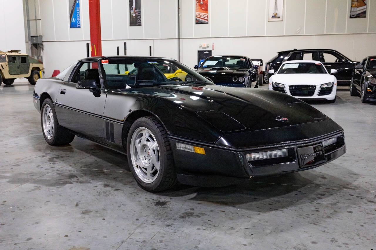 Used 1990 Chevrolet Corvette Coupe RWD image 8