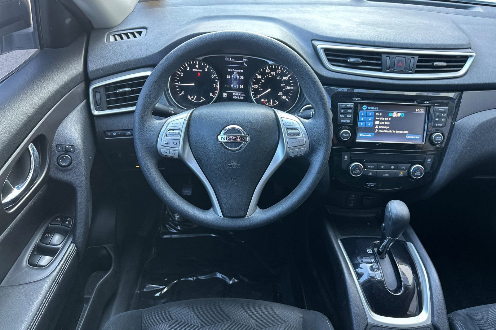 Used 2014 Nissan Rogue SV w/ SV Premium Package image 18