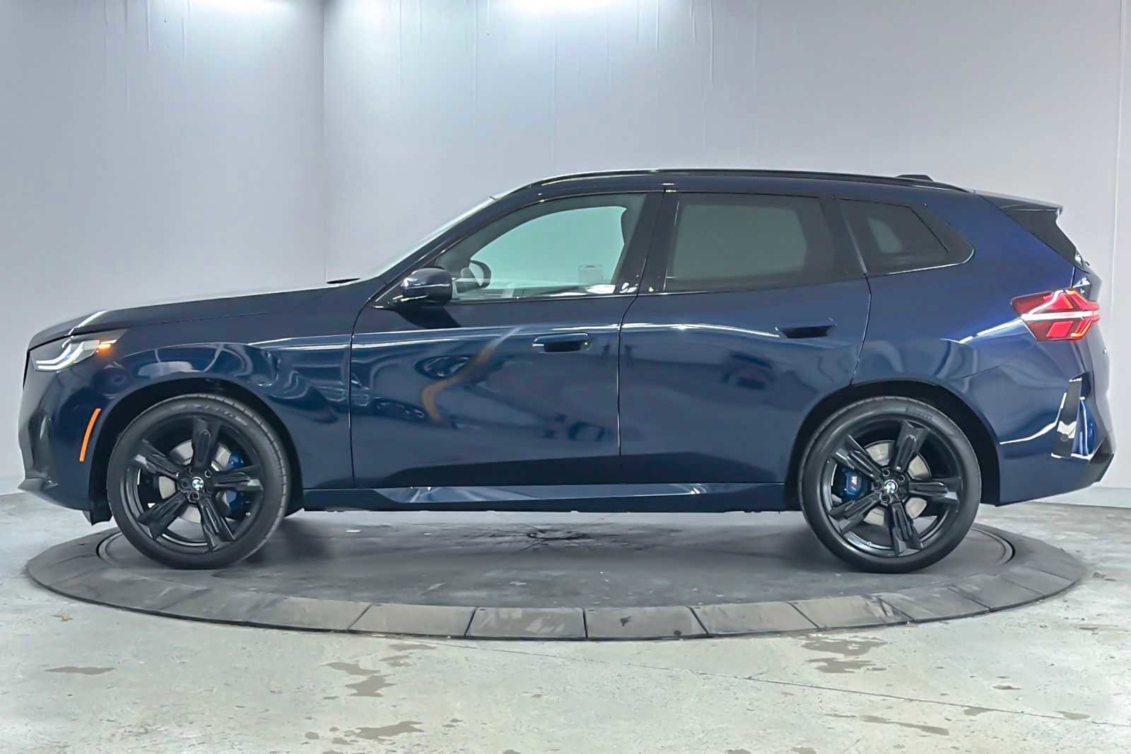 Used 2026 BMW X3 xDrive30 w/ M Sport Package image 5
