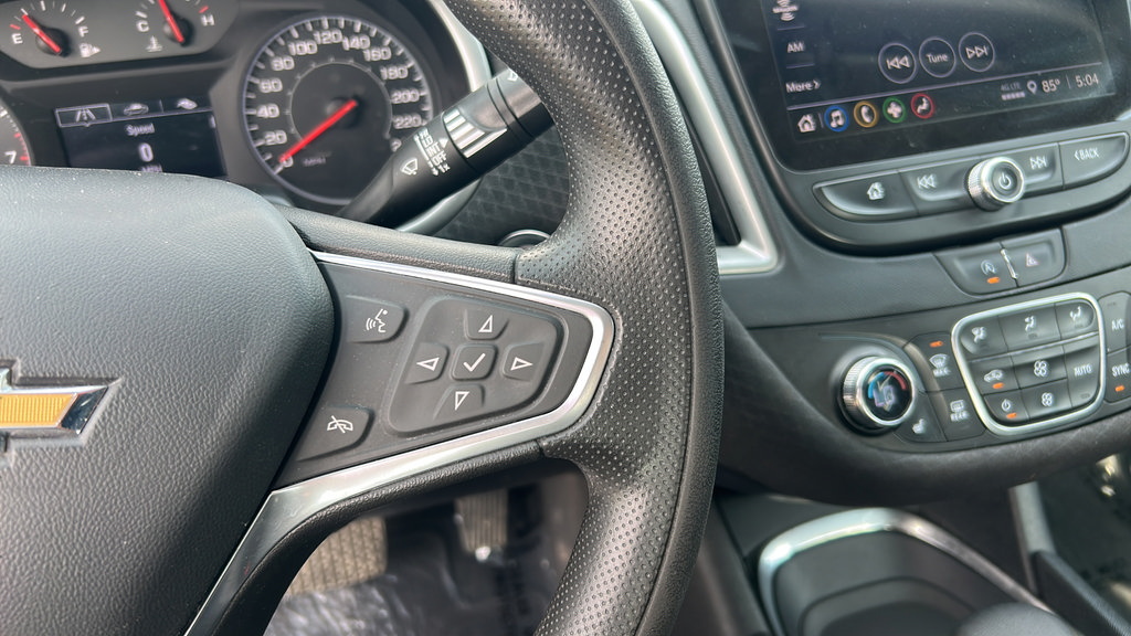 Used 2023 Chevrolet Malibu LT FWD image 11