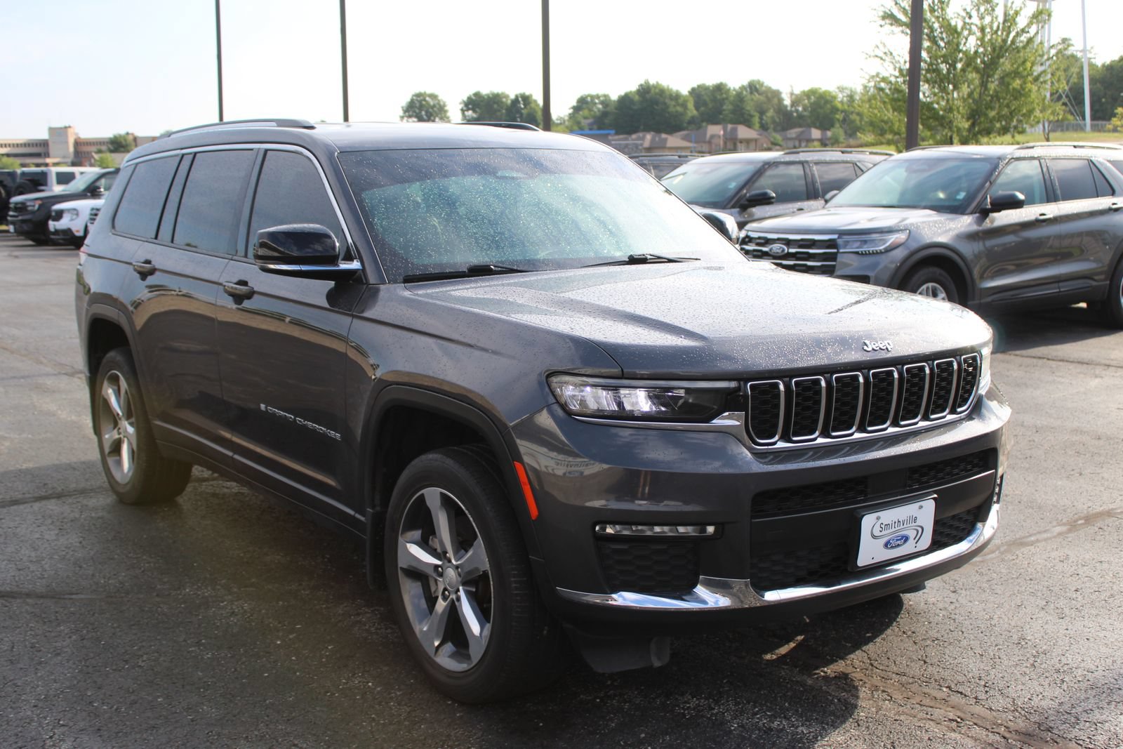 Used 2022 Jeep Grand Cherokee L Limited w/ MOPAR Finishing Package AWD/4WD image 7