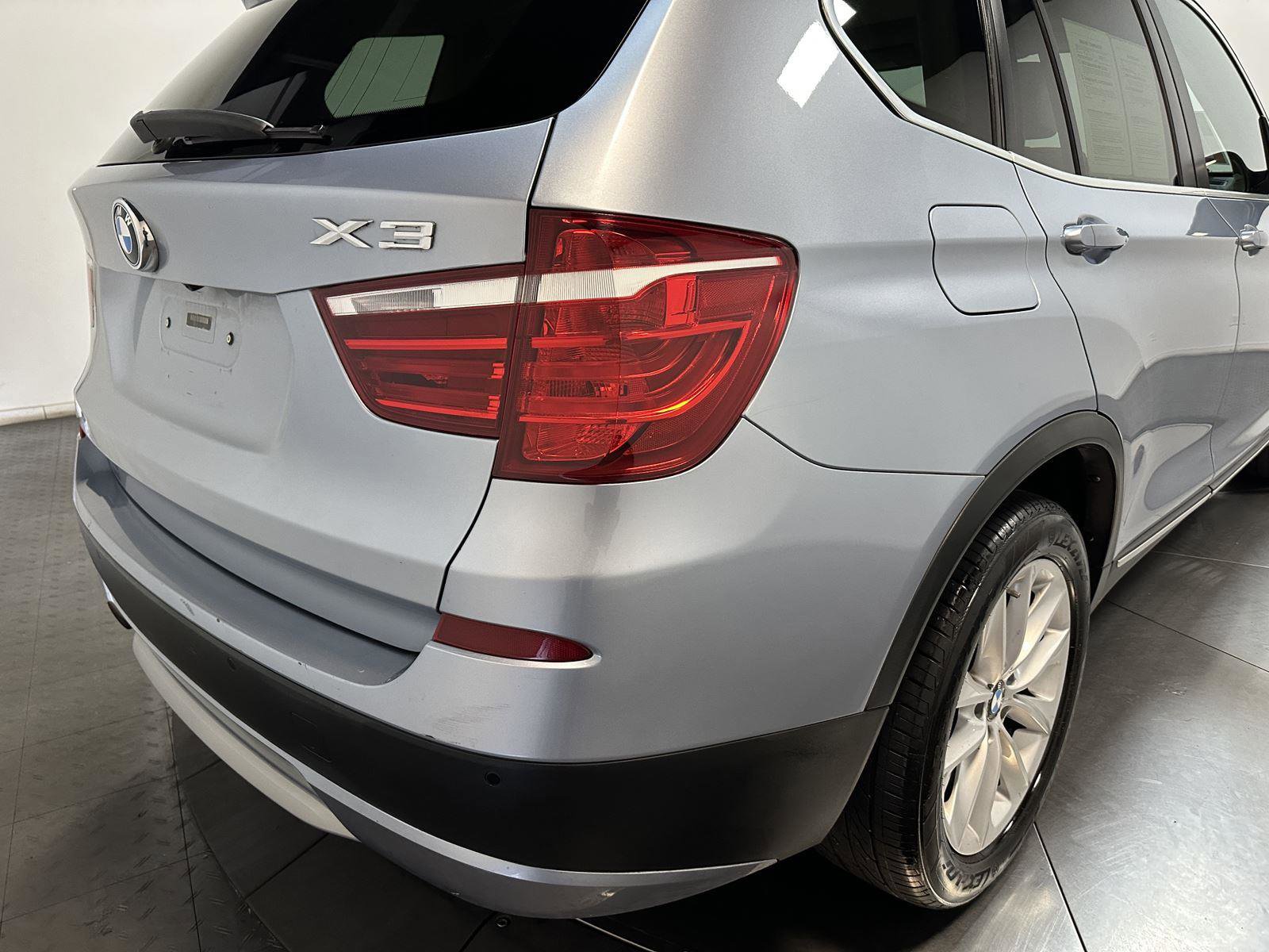 Used 2011 BMW X3 xDrive28i AWD/4WD image 14