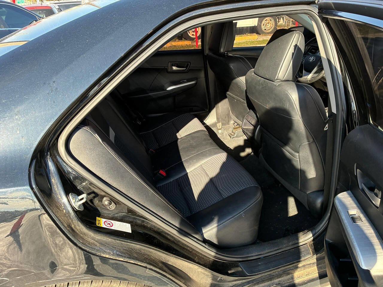 Used 2012 Toyota Camry SE image 15