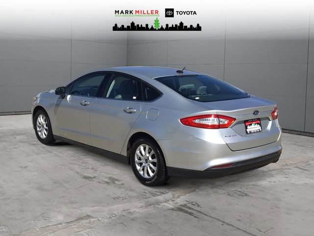 Used 2015 Ford Fusion S FWD image 3