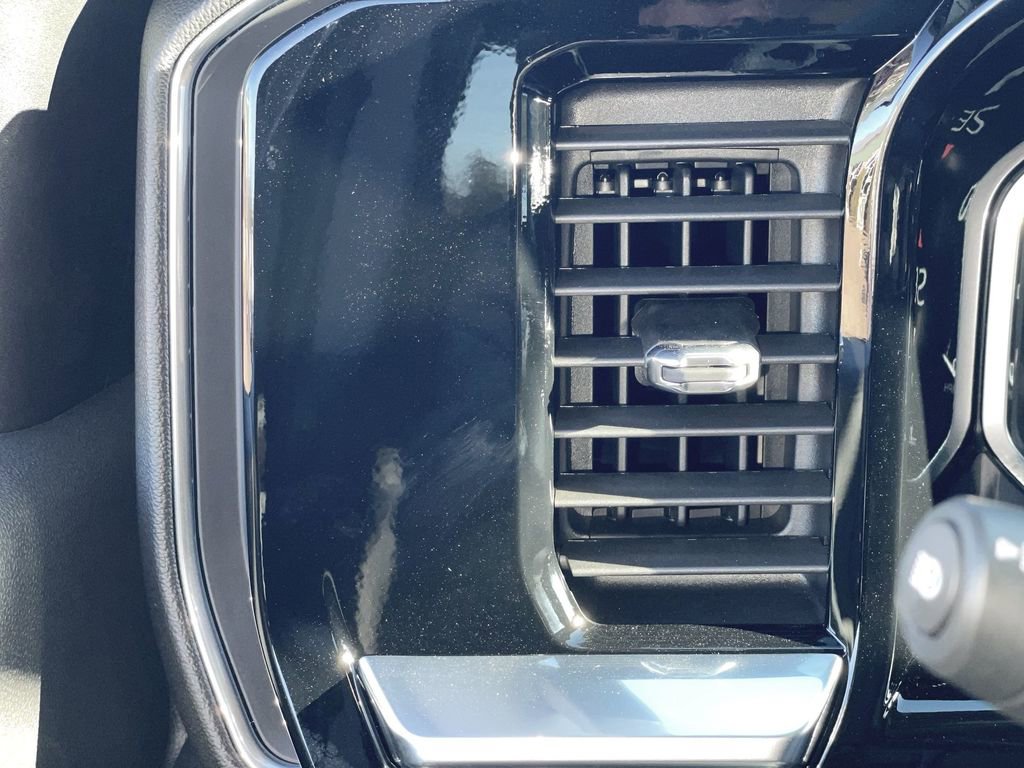 New 2026 GMC Sierra 2500 SLE w/ SLE Value Package; image 12