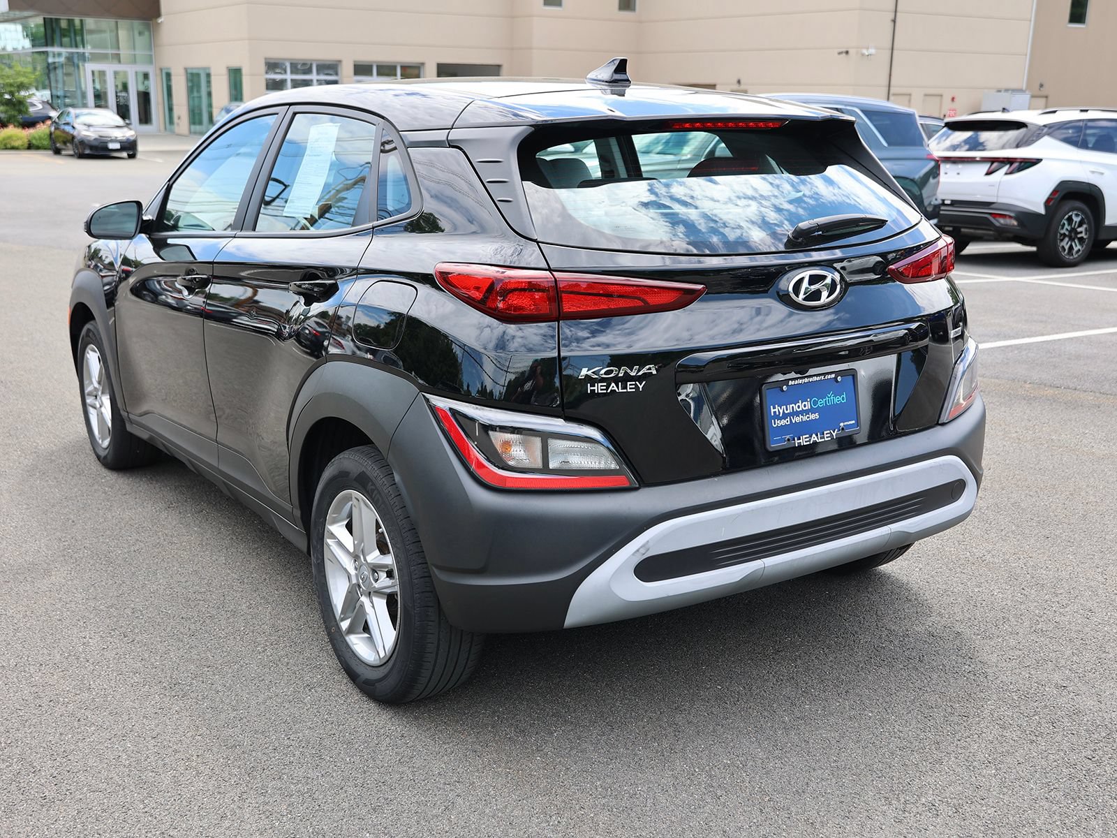 Certified 2023 Hyundai Kona SE w/ Cargo Package AWD/4WD image 5