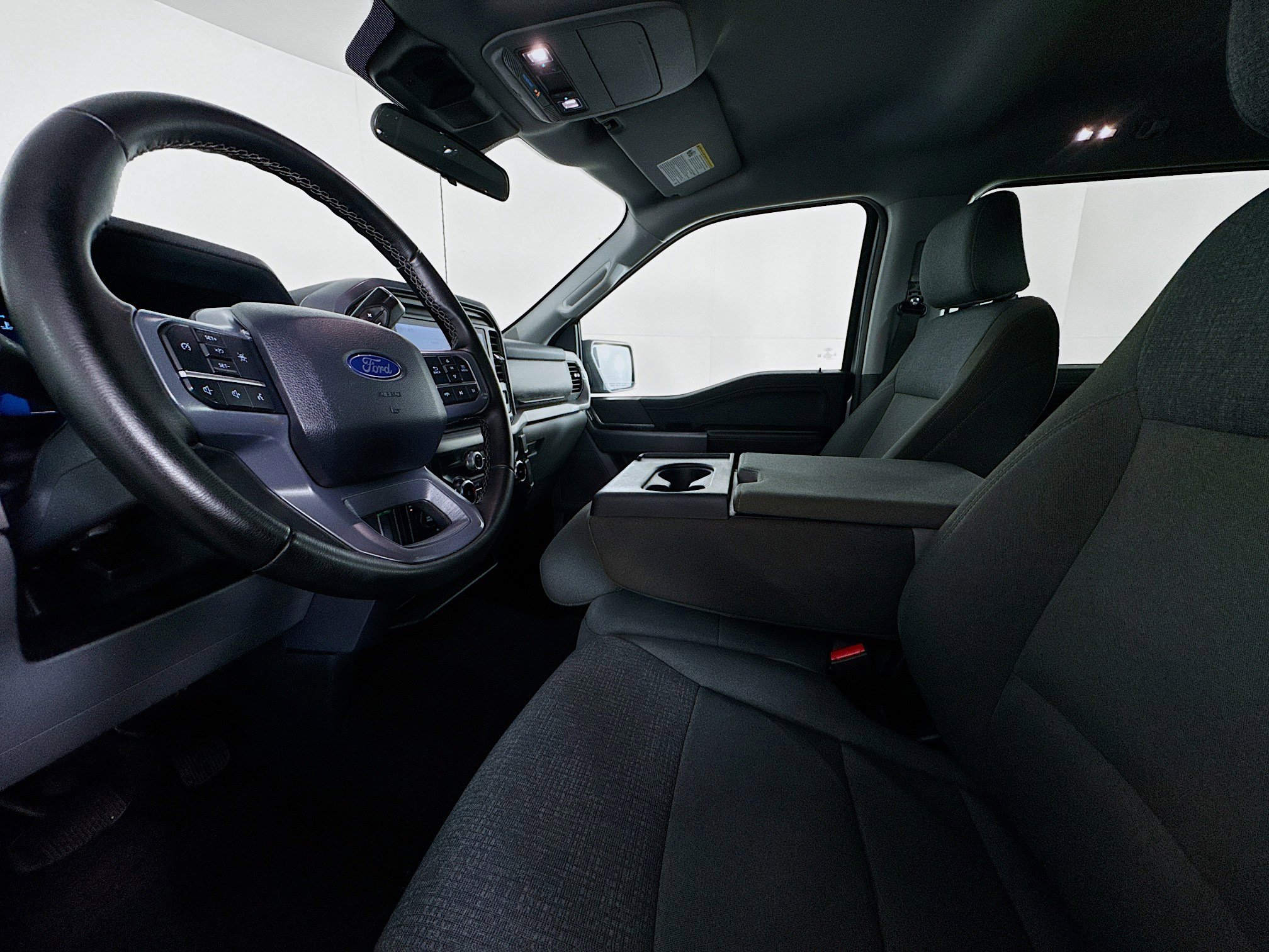 Used 2025 Ford F150 XLT w/ Equipment Group 301A Standard image 19