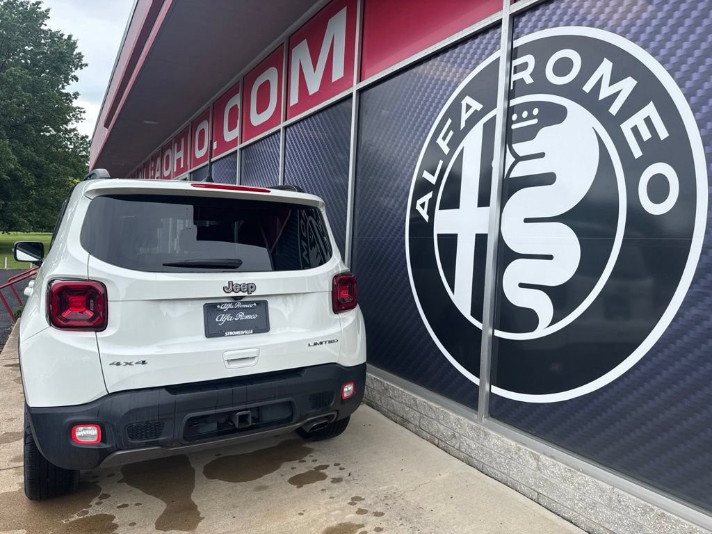 Used 2020 Jeep Renegade Limited w/ UConnect 8.4 Nav Group AWD/4WD image 12