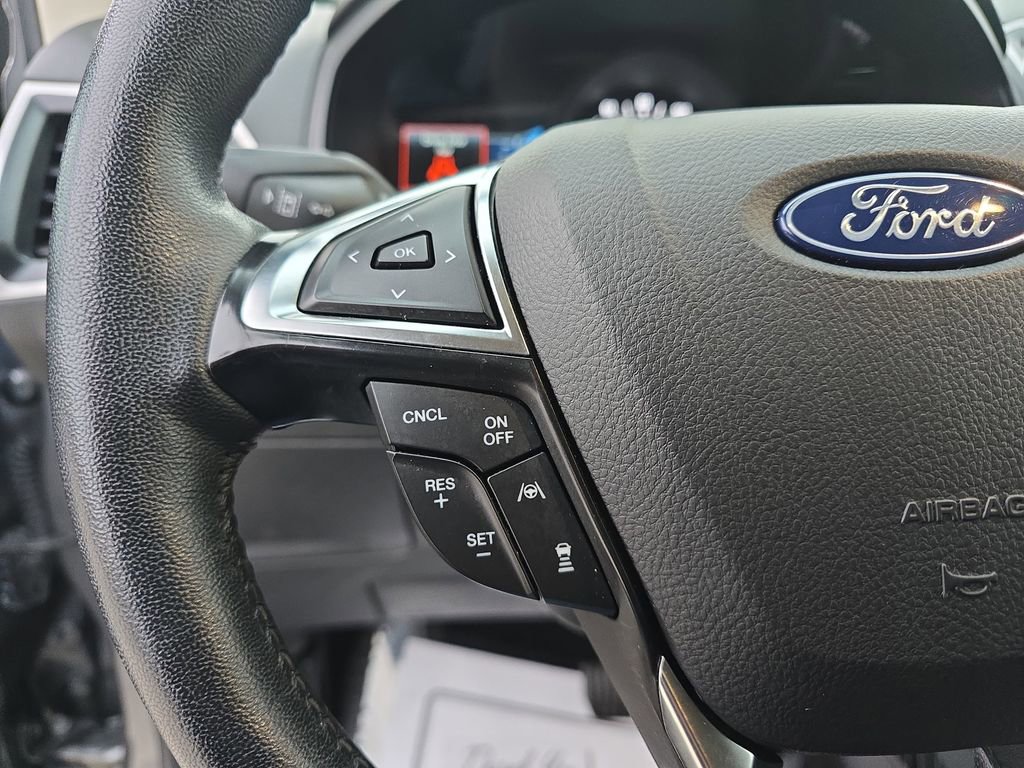 Used 2024 Ford Edge SEL image 21