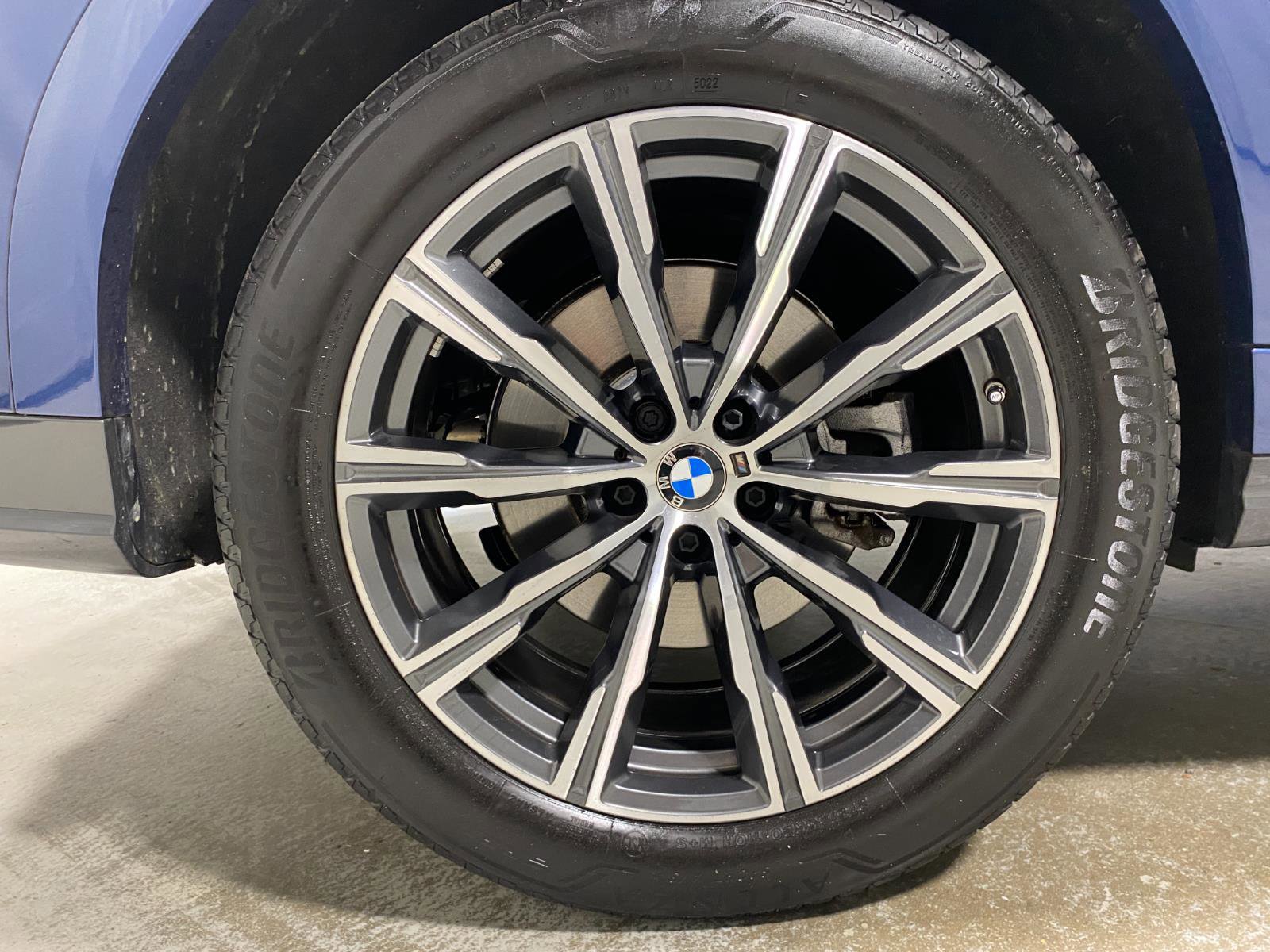 Certified 2023 BMW X6 xDrive40i w/ Executive Package image 26