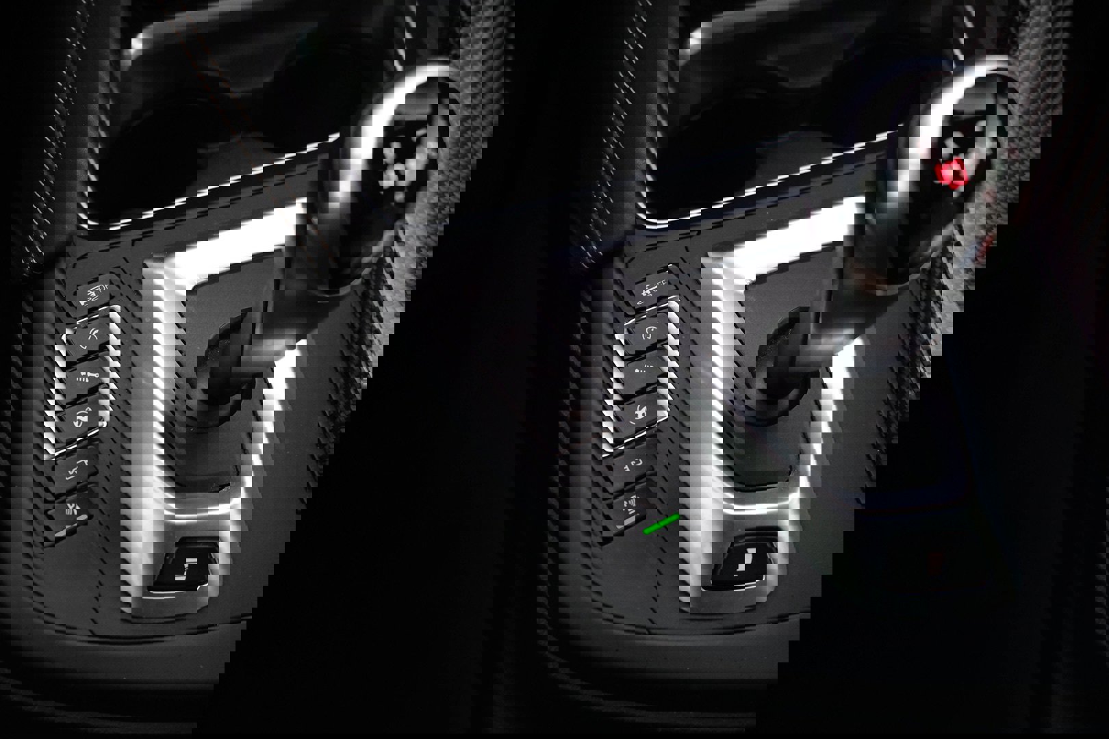 Used 2015 BMW M4 Coupe image 35