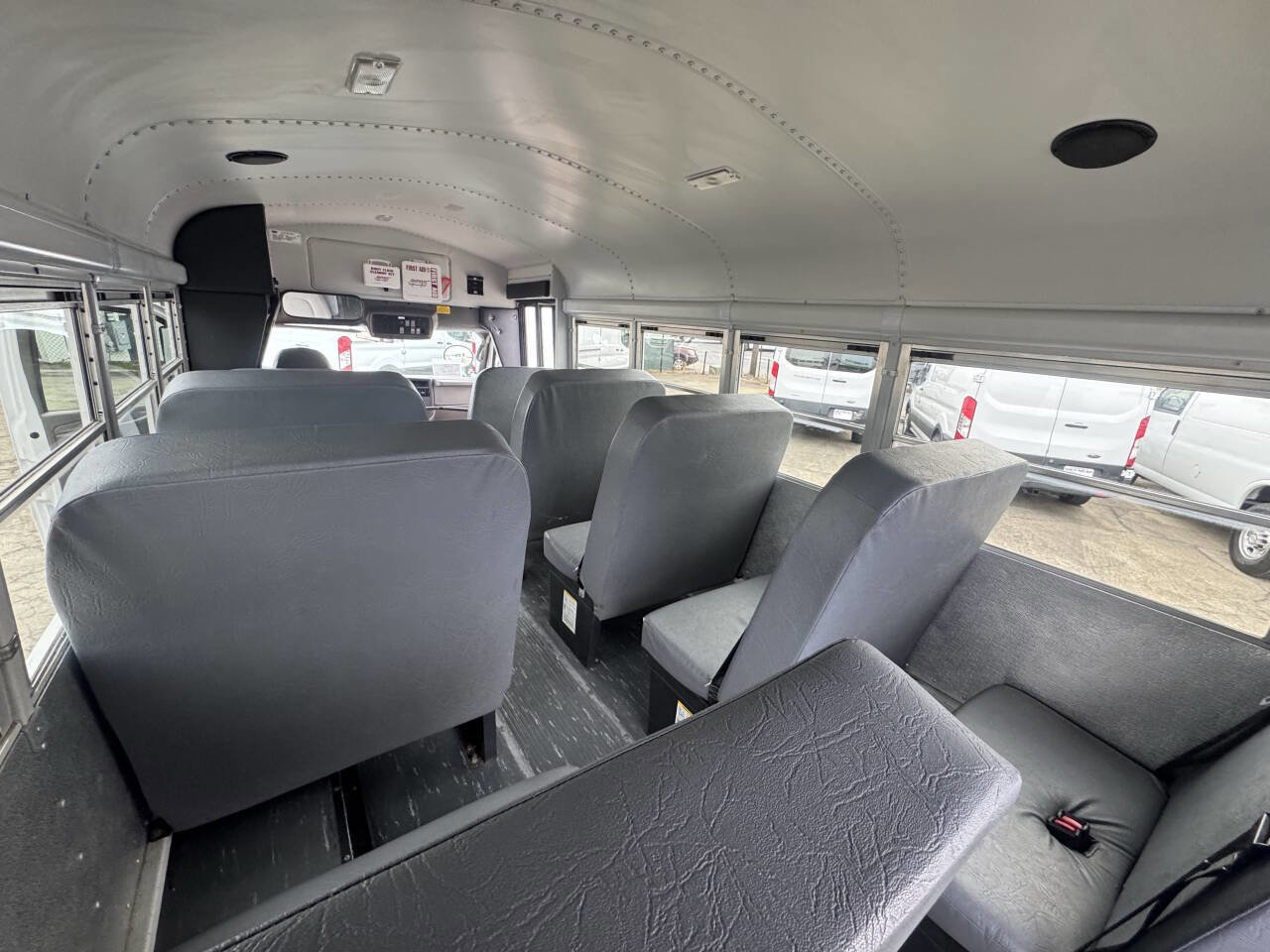 Used 2007 Chevrolet Express 3500 3500 2dr Commercial/Cutaway/Ch w/ School Bus Package image 17
